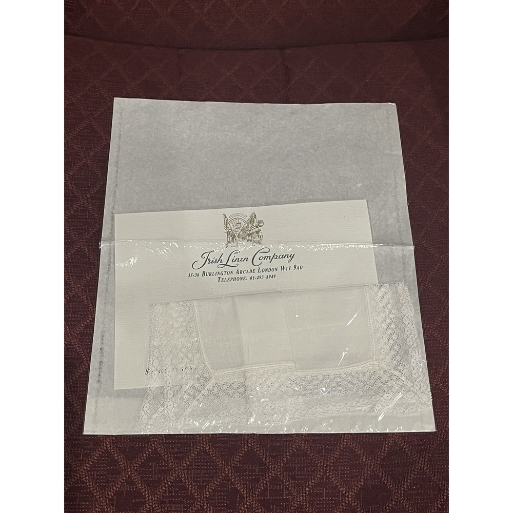 Vintage Ivory Irish Linen Ivory Hankie Lace Edge 🌲